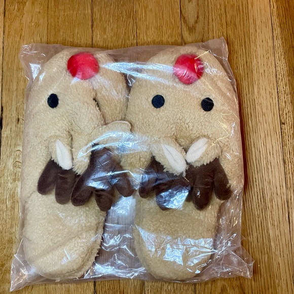 Reindeer Slippers🎄 🦌 🎄 - Picture 3 of 4